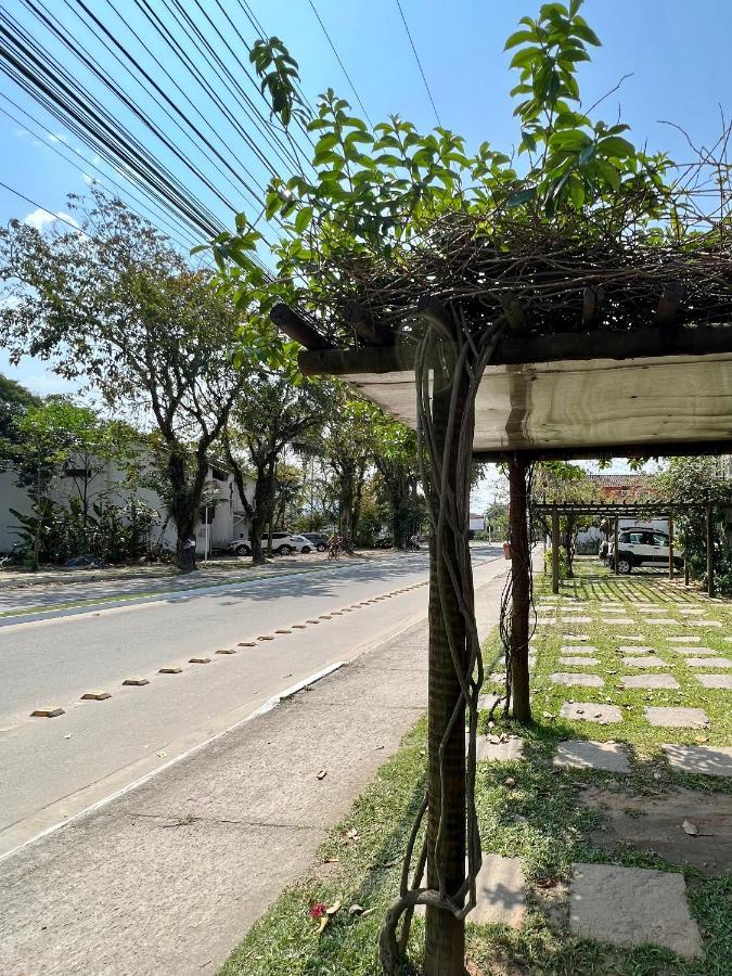 Casa Verde No Centro De باراتي المظهر الخارجي الصورة